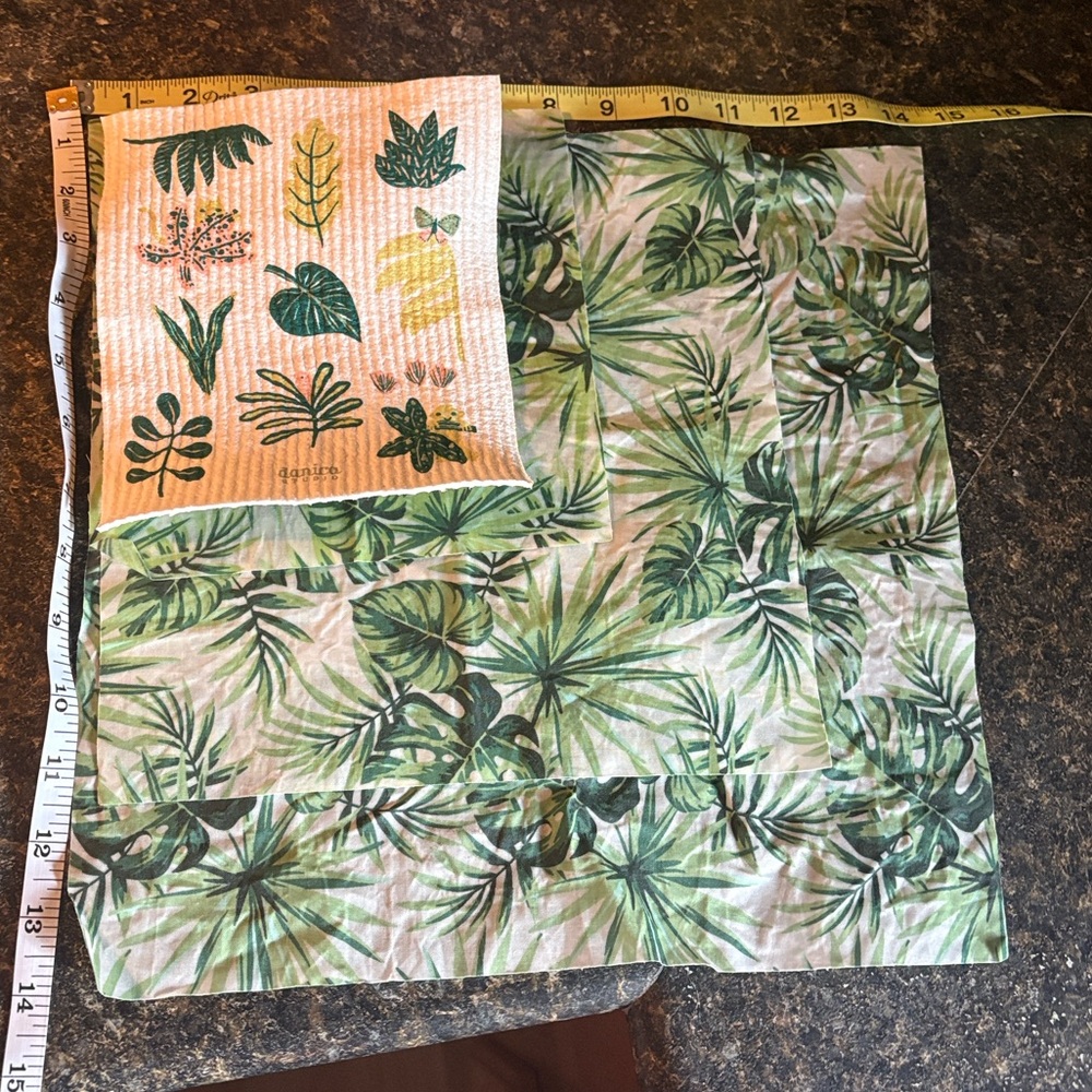 MUST GO: Tropical Leaf Print Swedish dish cloth and bees wax food wraps